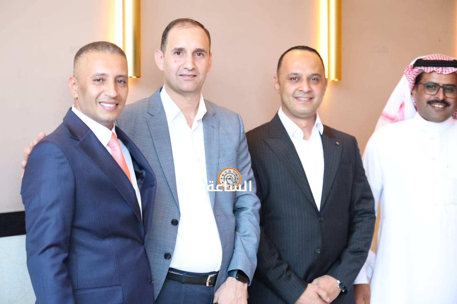 Madar Al-Saa Images 0.8587414023064095