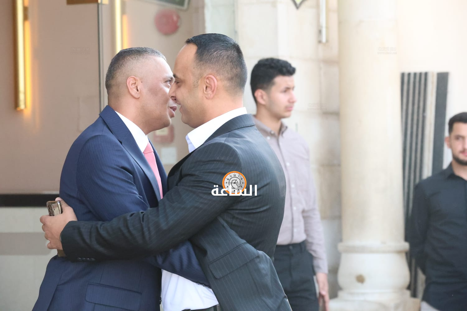 Madar Al-Saa Images 0.7071747845613897