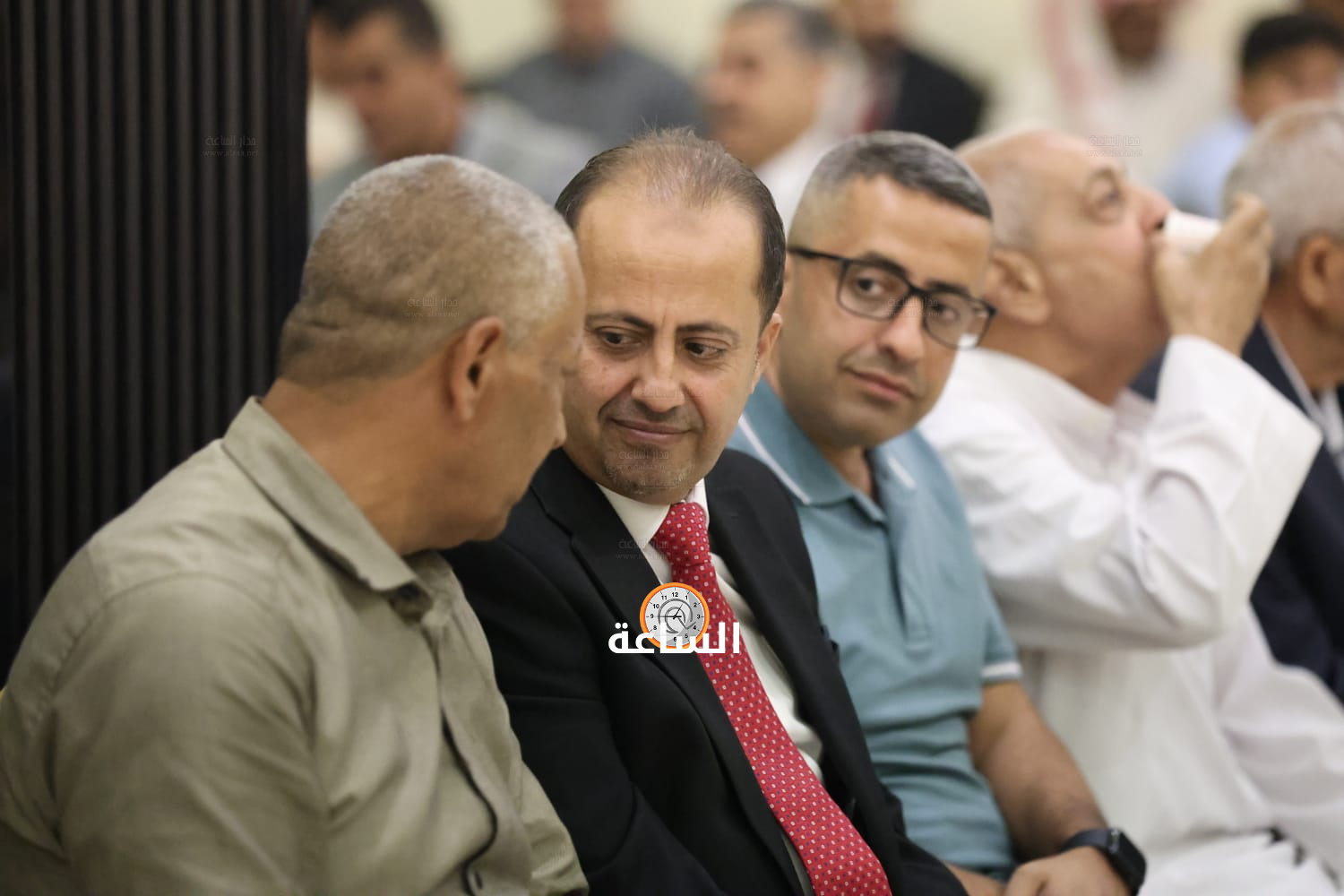 Madar Al-Saa Images 0.9045744754879285