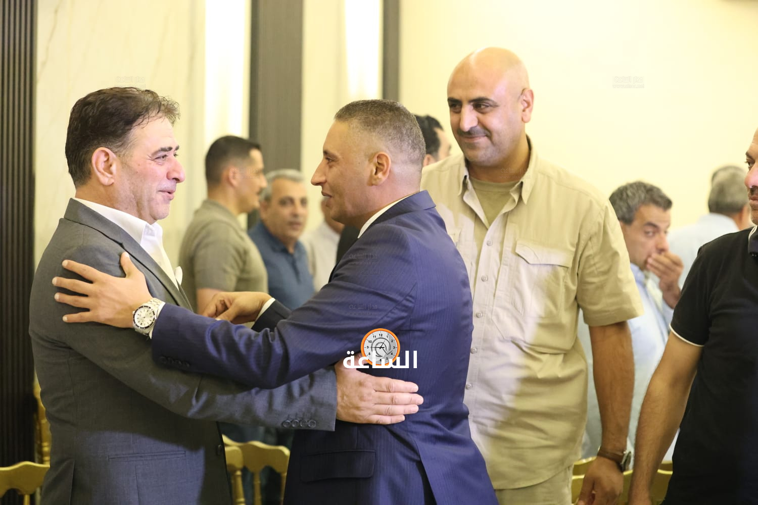 Madar Al-Saa Images 0.4708624027189563