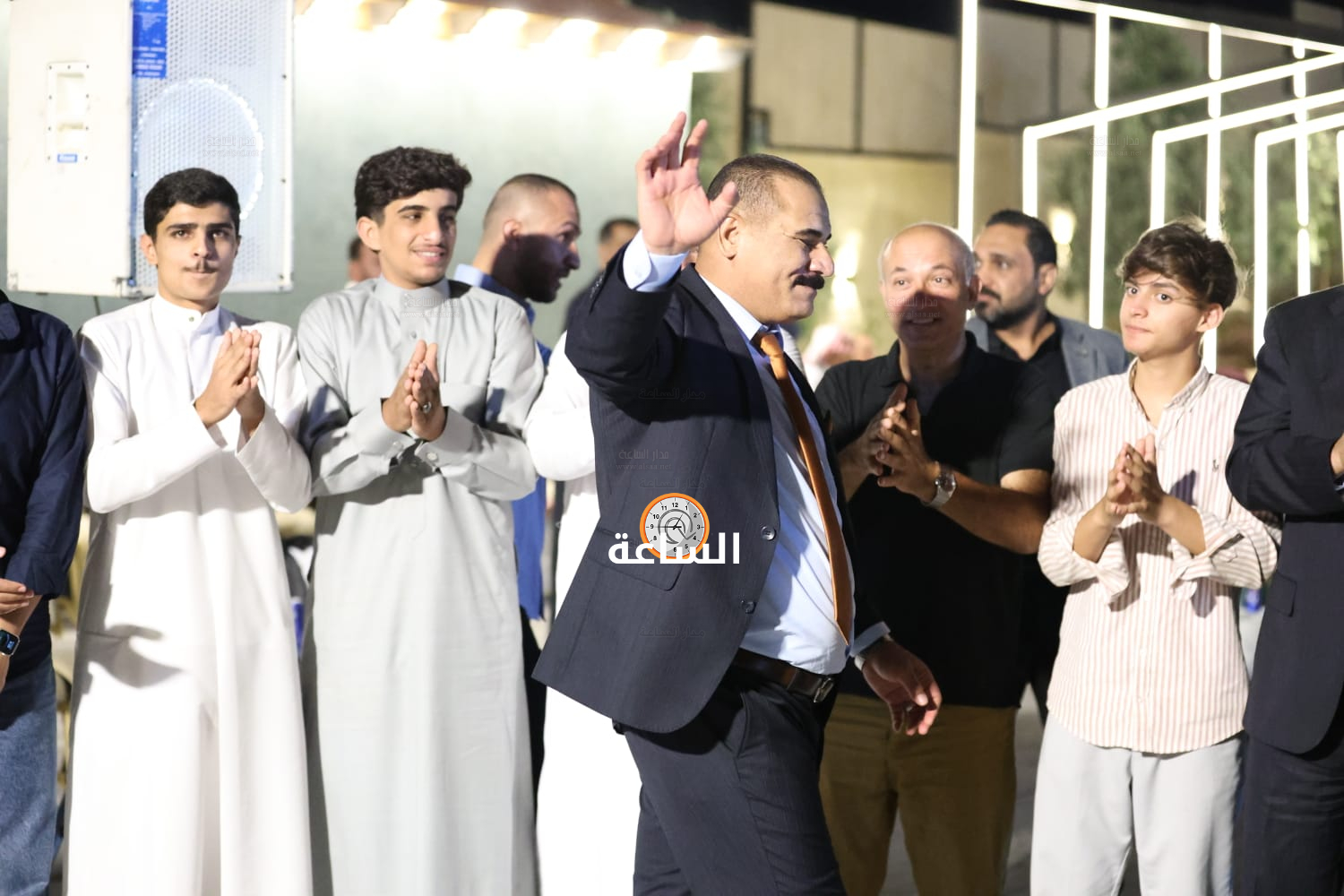 Madar Al-Saa Images 0.9879664134514831