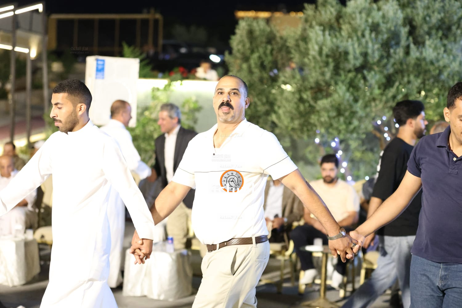 Madar Al-Saa Images 0.9941328782285519