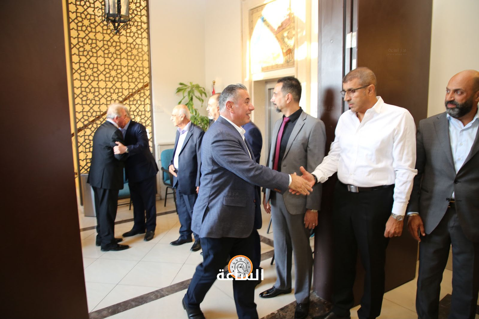 Madar Al-Saa Images 0.8689411467192478