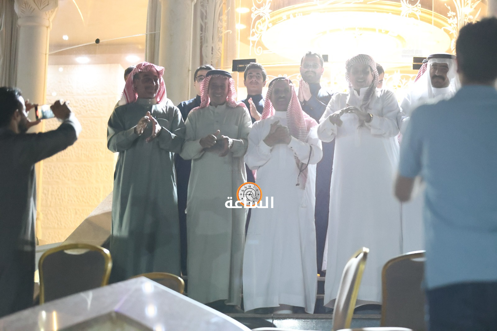 Madar Al-Saa Images 0.5363378504875626