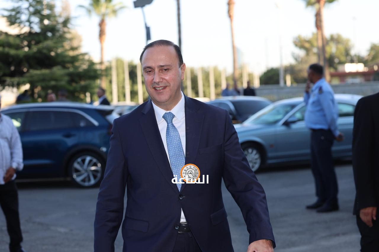 Madar Al-Saa Images 0.9906441781828292