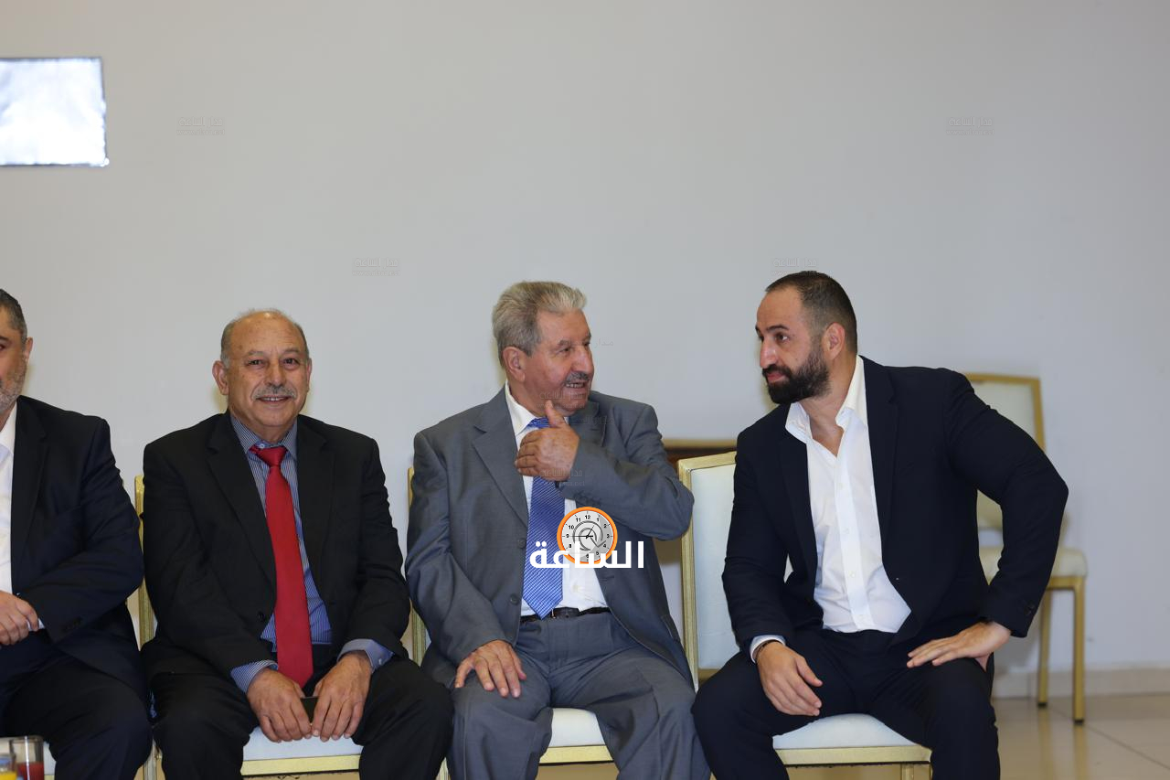 Madar Al-Saa Images 0.10441305648325794