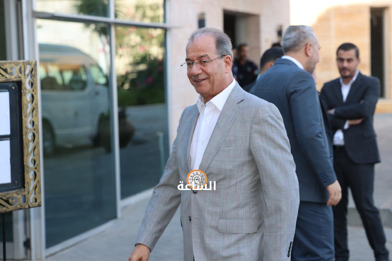 Madar Al-Saa Images 0.14222348372953364