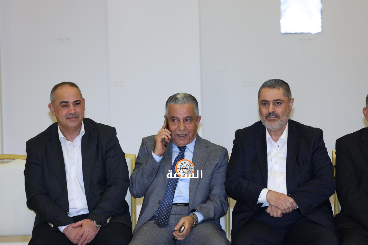 Madar Al-Saa Images 0.8630379926989667