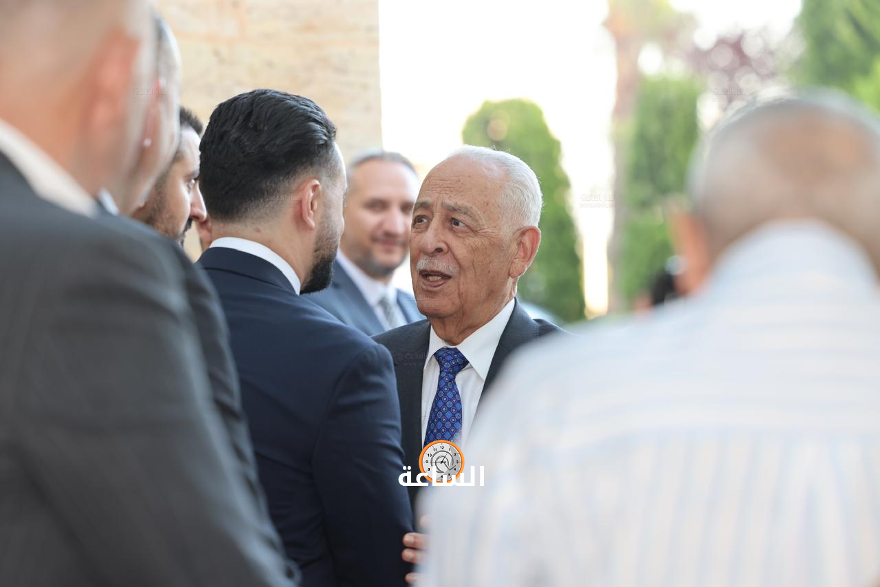 Madar Al-Saa Images 0.9350436214924539