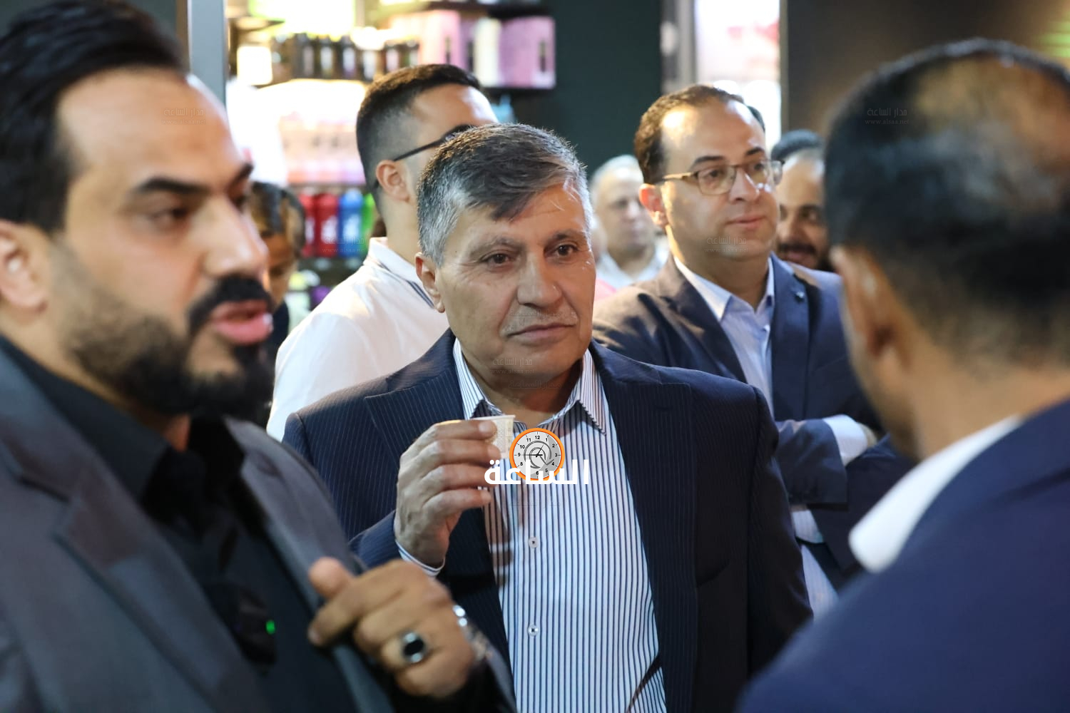 Madar Al-Saa Images 0.47913309239363067