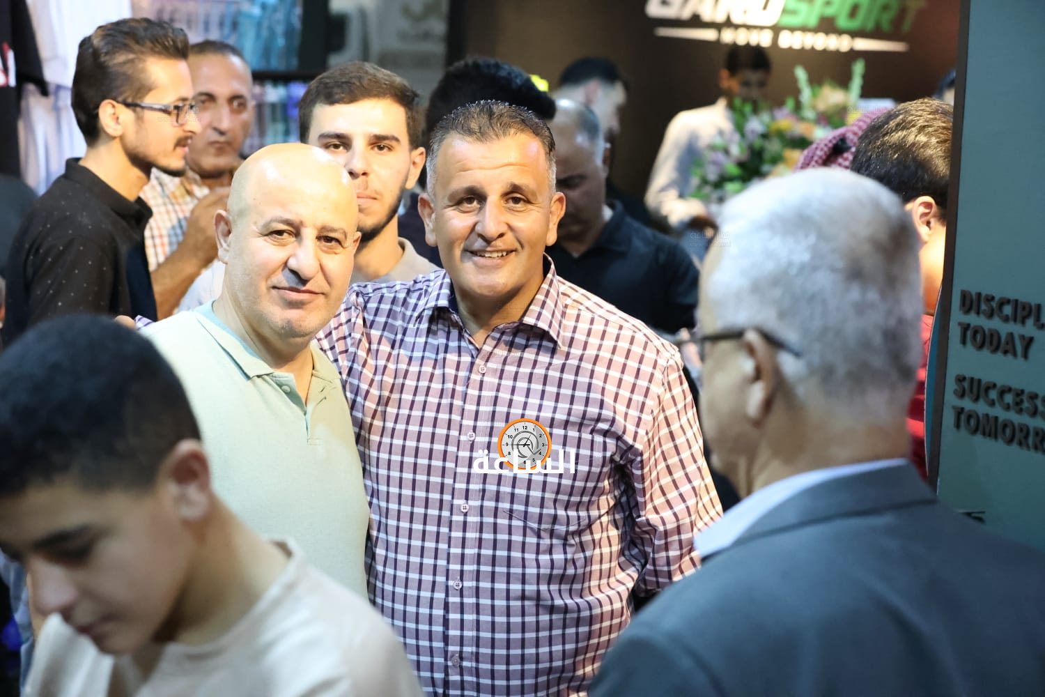 Madar Al-Saa Images 0.09280216990328427