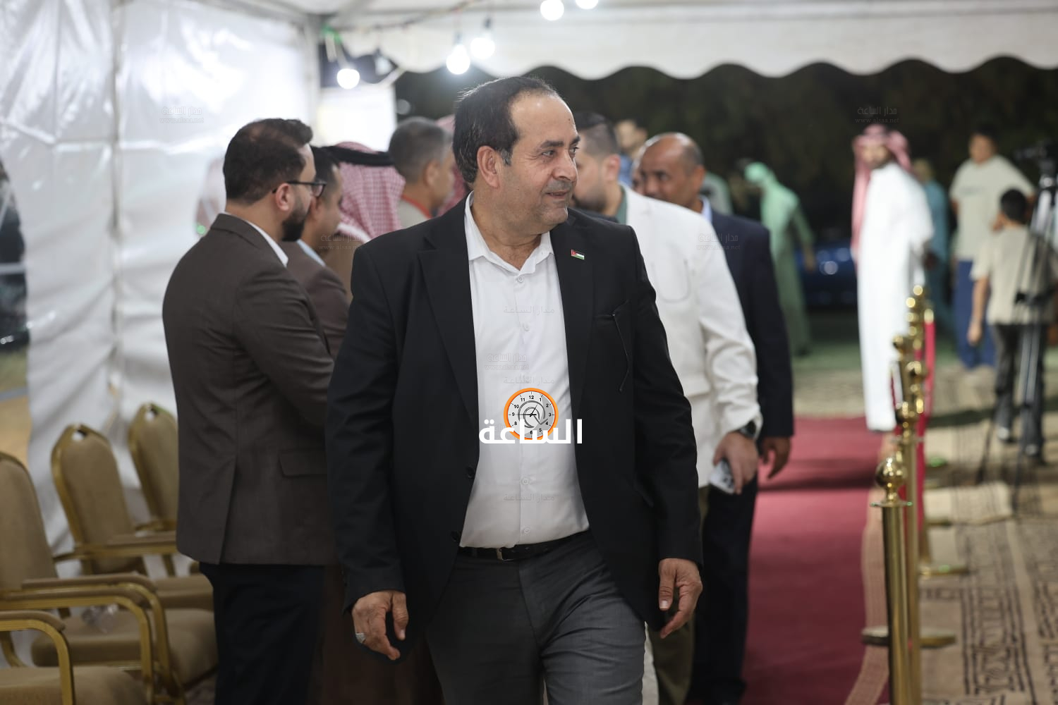 Madar Al-Saa Images 0.8812792347877503