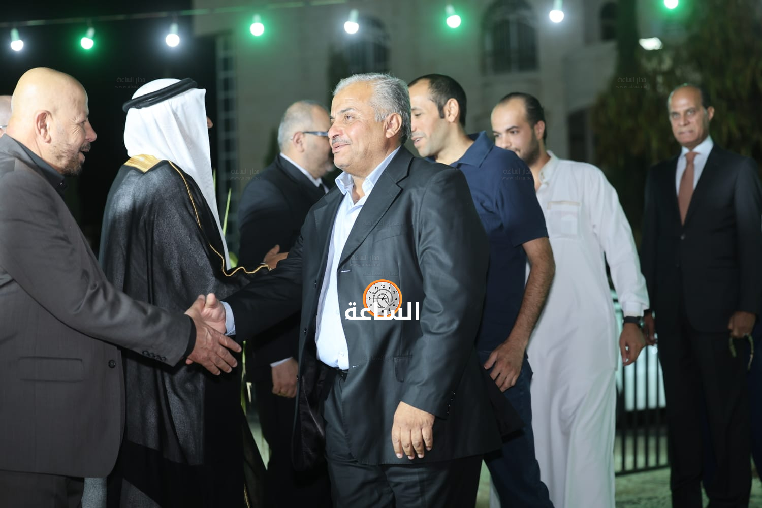 Madar Al-Saa Images 0.11441421150677722