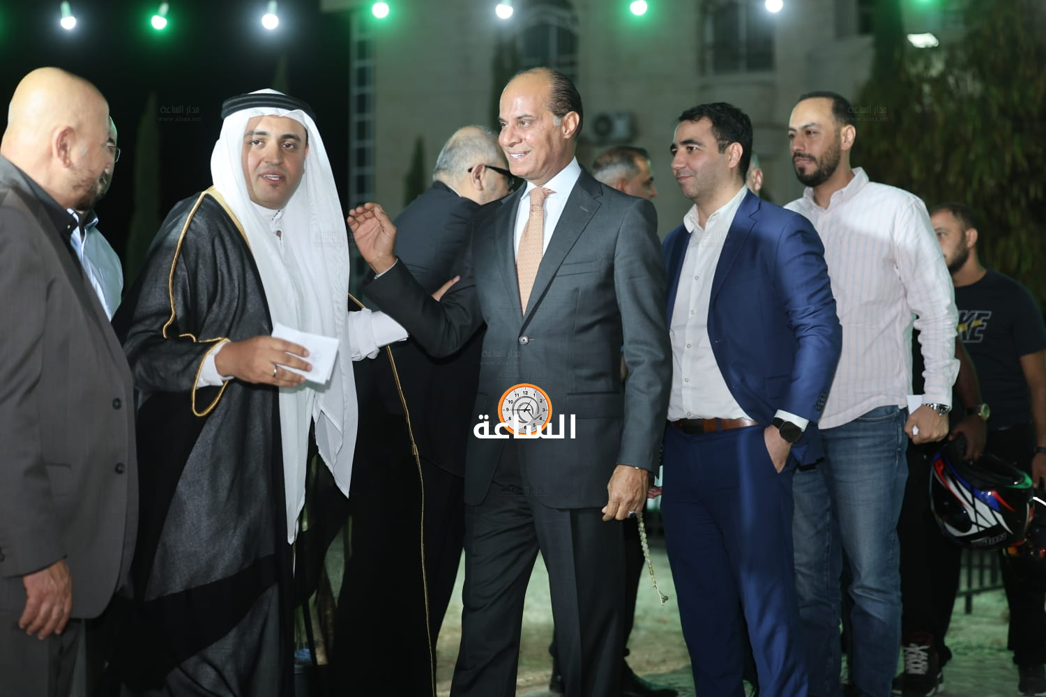 Madar Al-Saa Images 0.2461119164874883