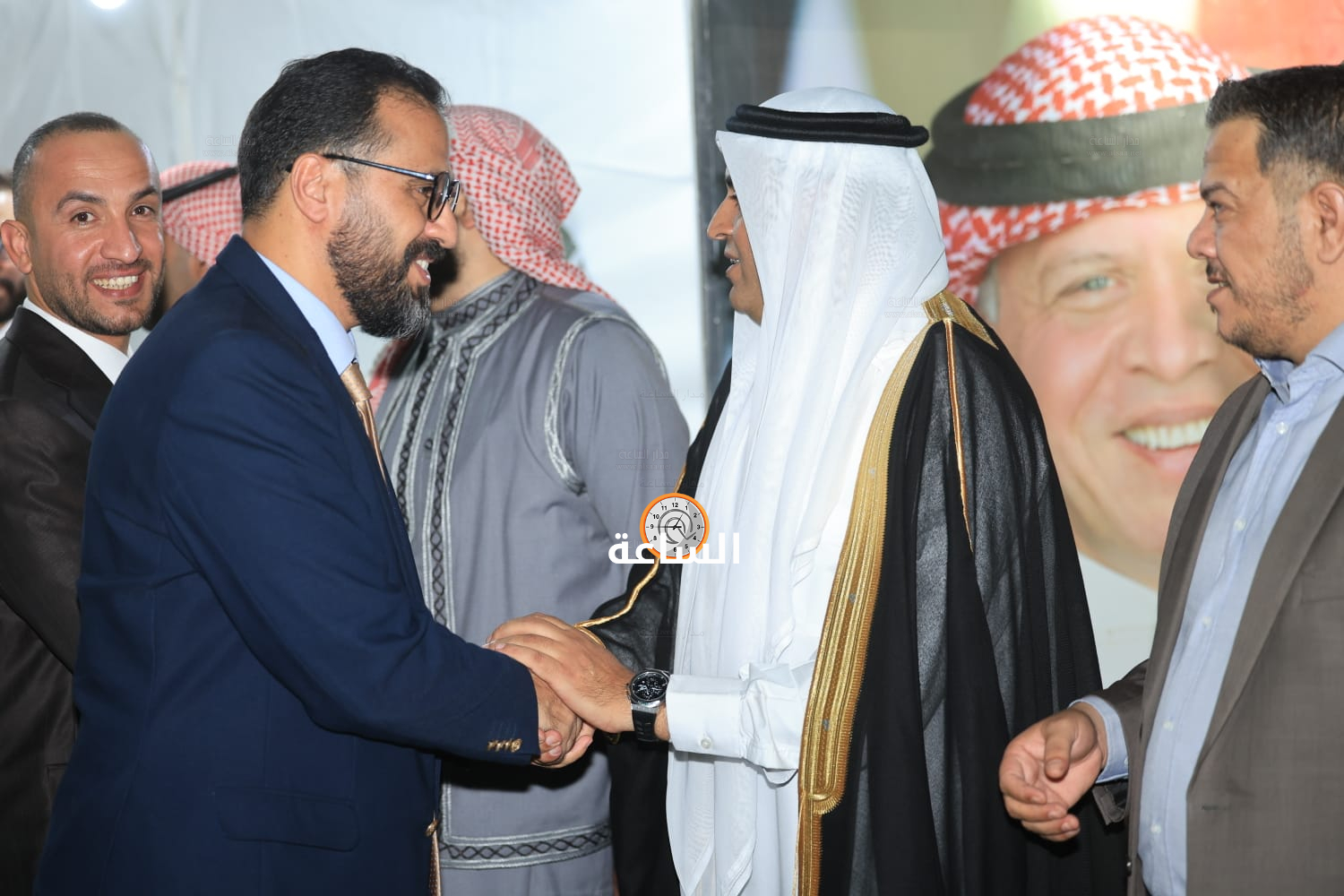 Madar Al-Saa Images 0.8764795125710332