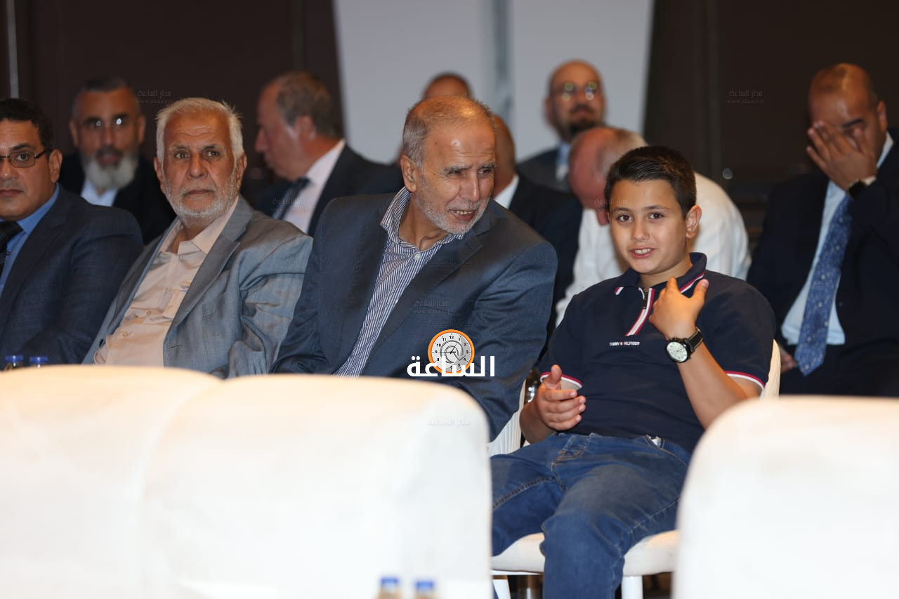 Madar Al-Saa Images 0.37760468070543607