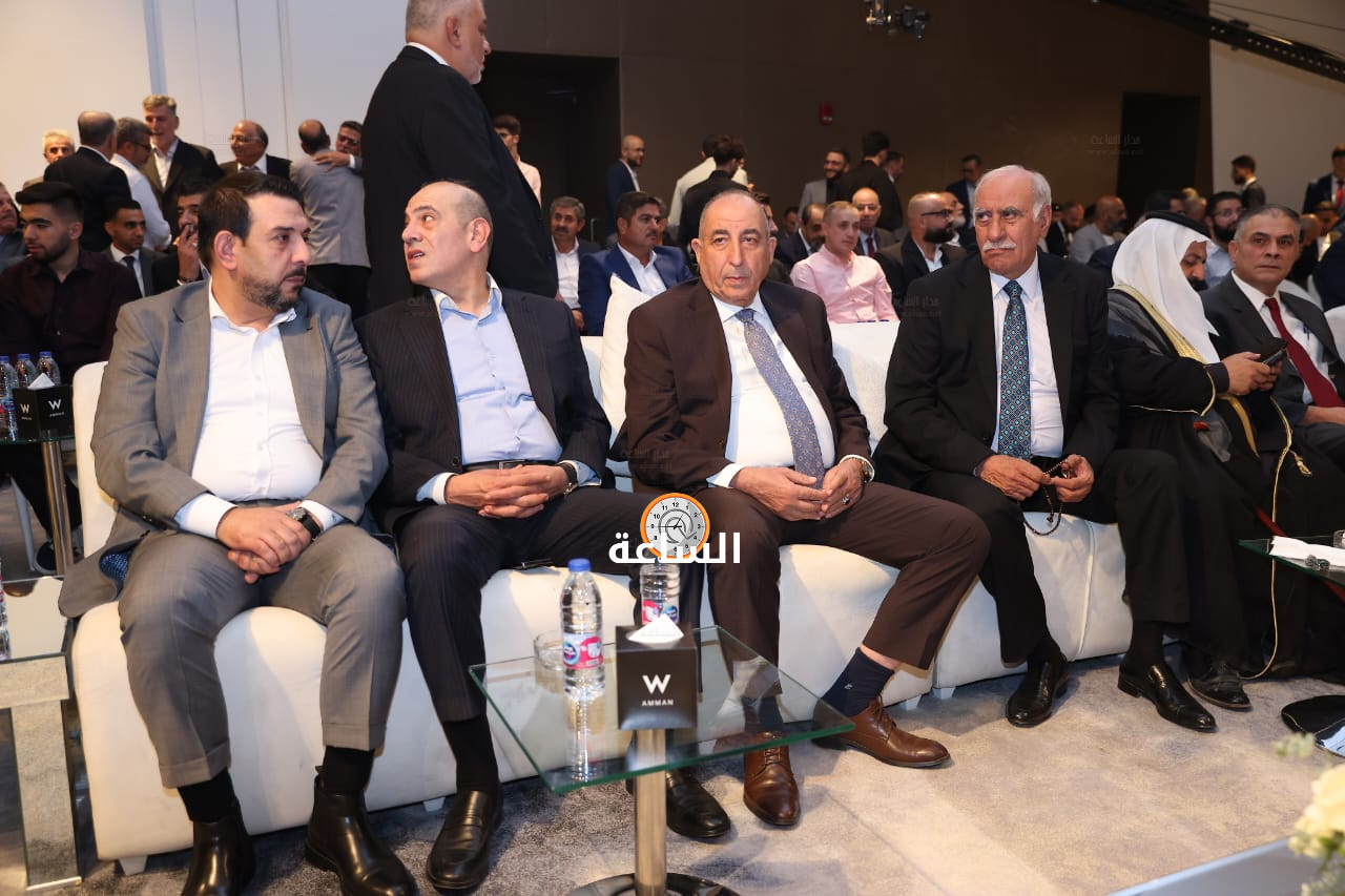 Madar Al-Saa Images 0.3323639160147025