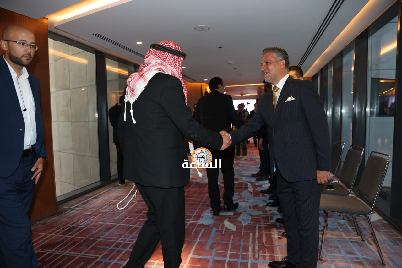 Madar Al-Saa Images 0.6739393712534507