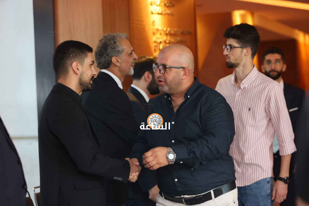 Madar Al-Saa Images 0.80105975514445