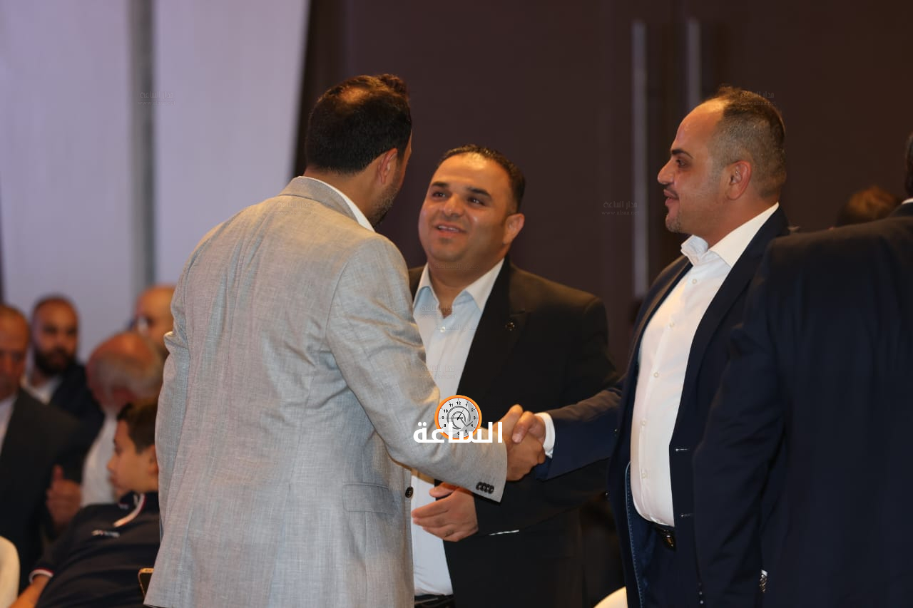 Madar Al-Saa Images 0.4142995765552526