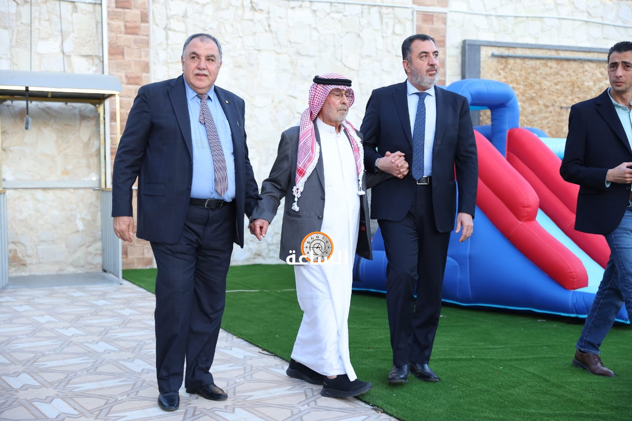 Madar Al-Saa Images 0.22227919350998138