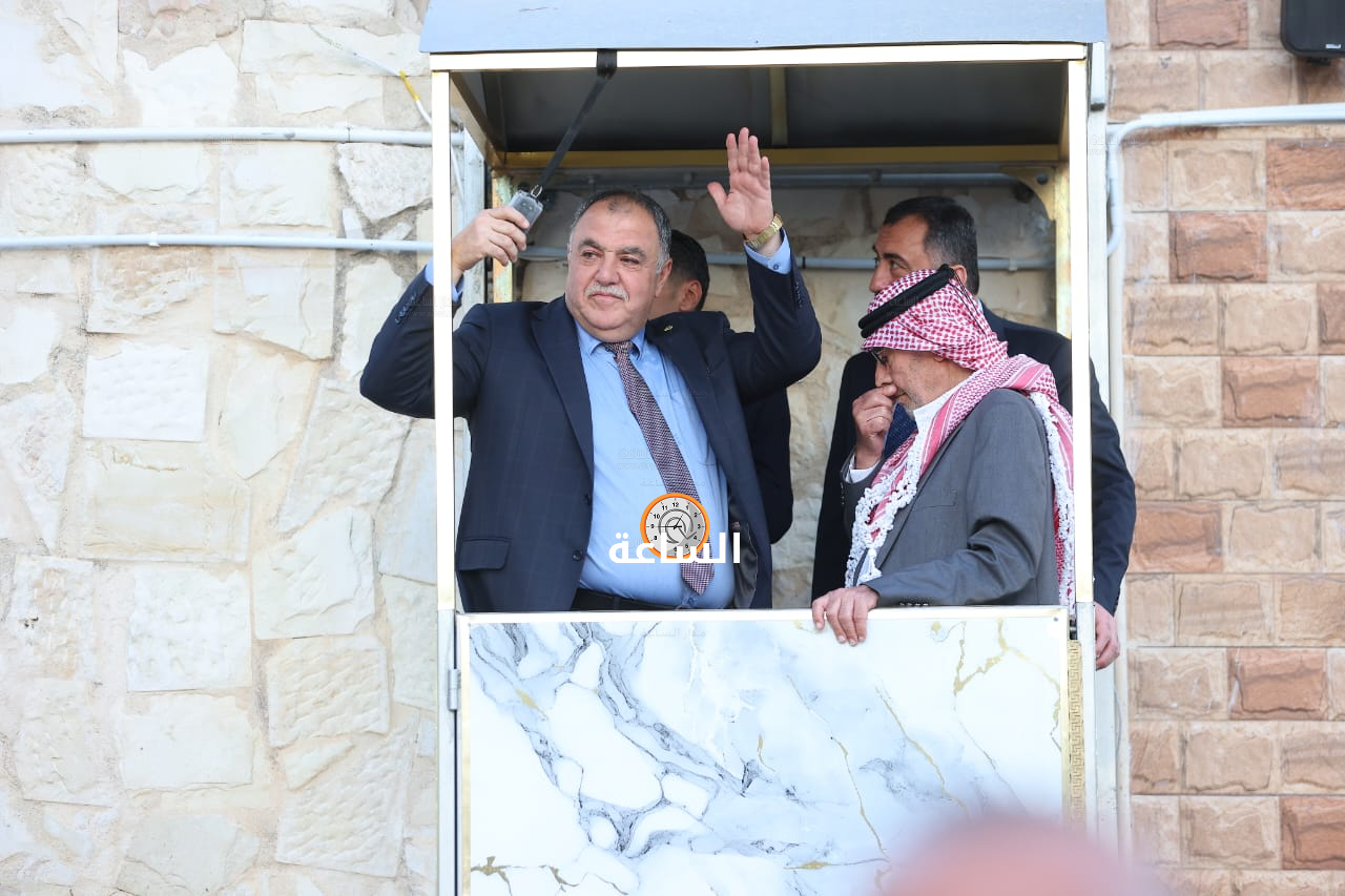 Madar Al-Saa Images 0.4975722001058118