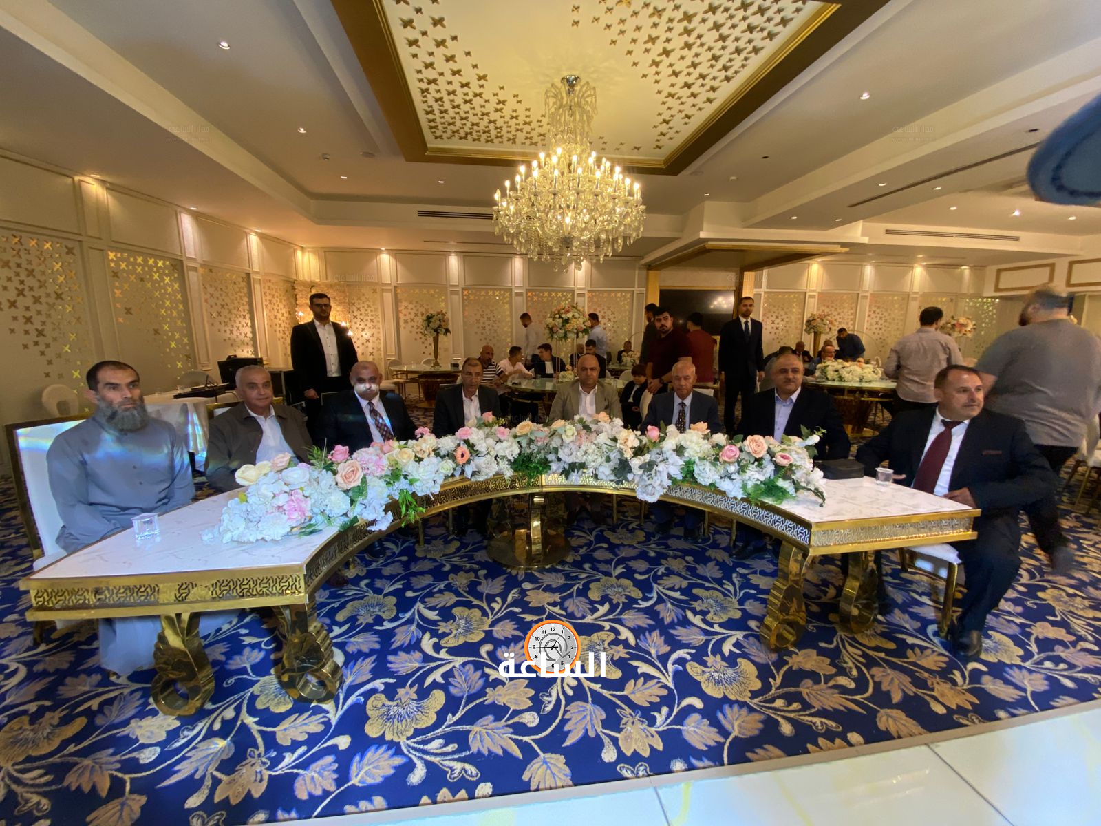 Madar Al-Saa Images 0.24260287467782726