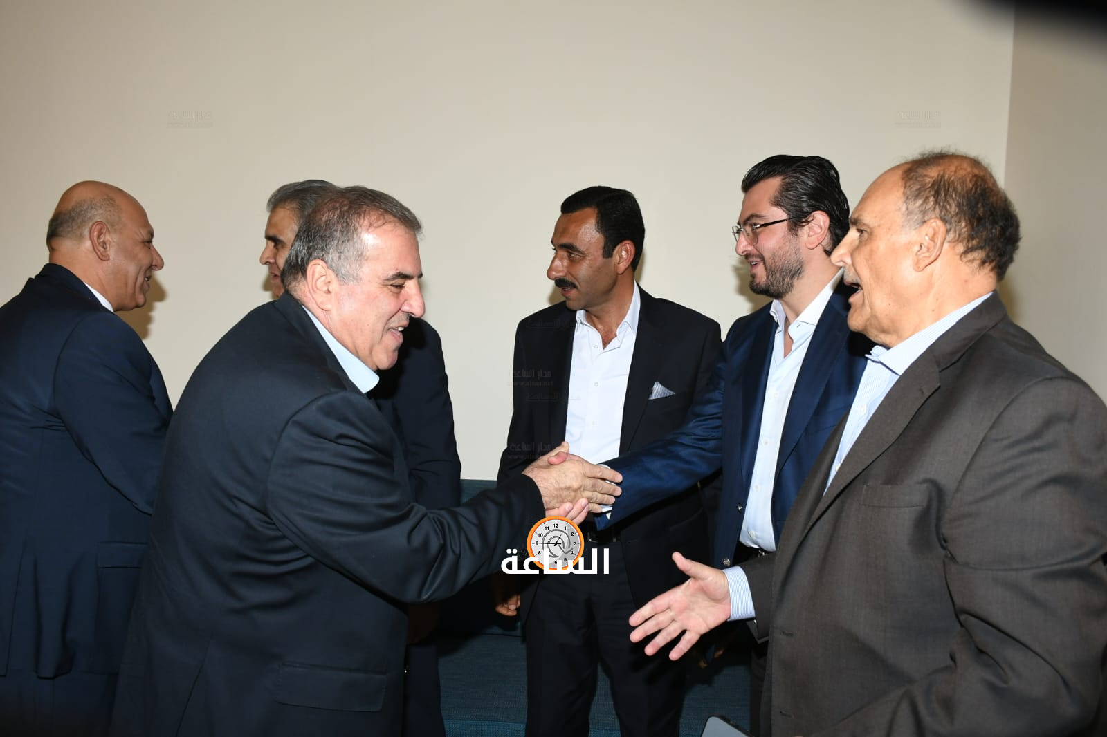 Madar Al-Saa Images 0.78063440867716