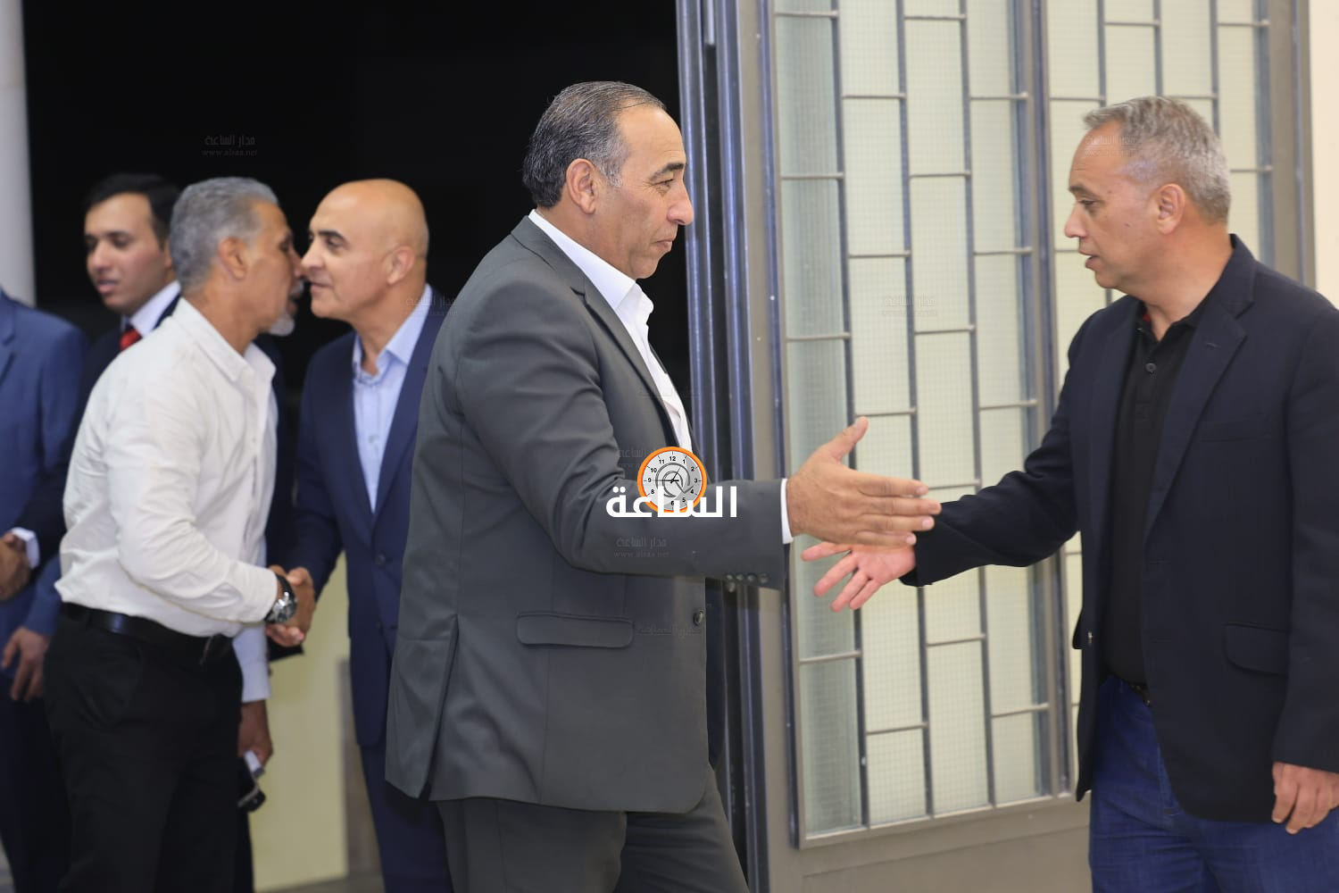 Madar Al-Saa Images 0.7523527745833886