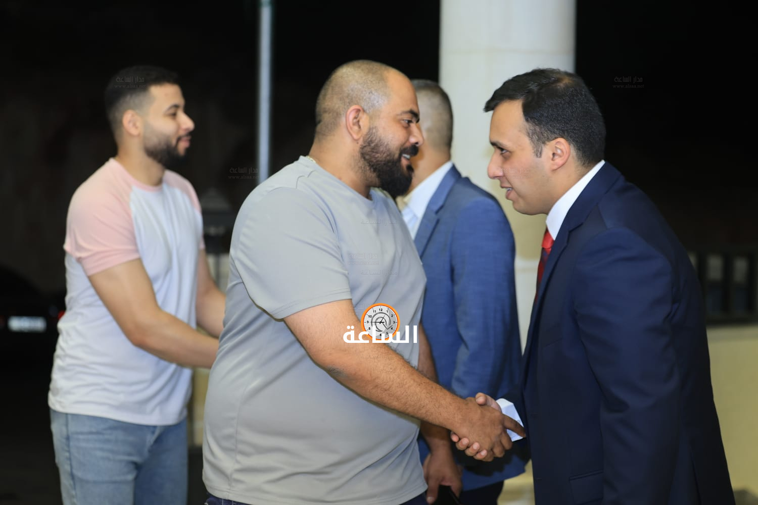 Madar Al-Saa Images 0.4385535471989519