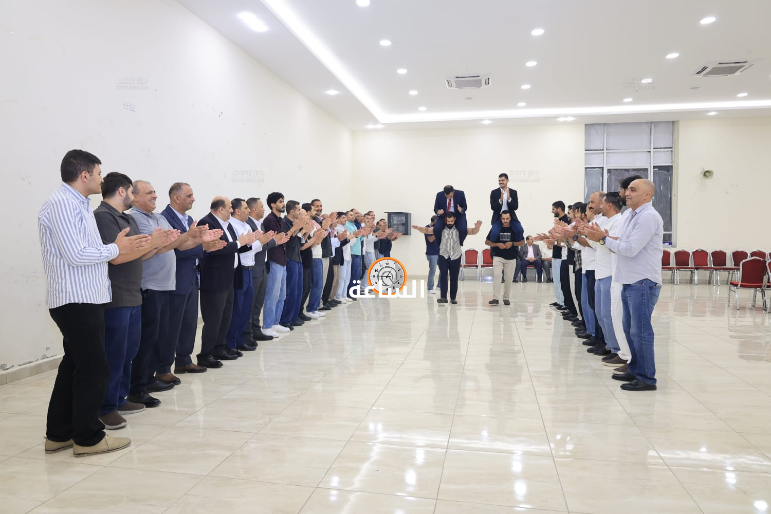 Madar Al-Saa Images 0.8698389265009504