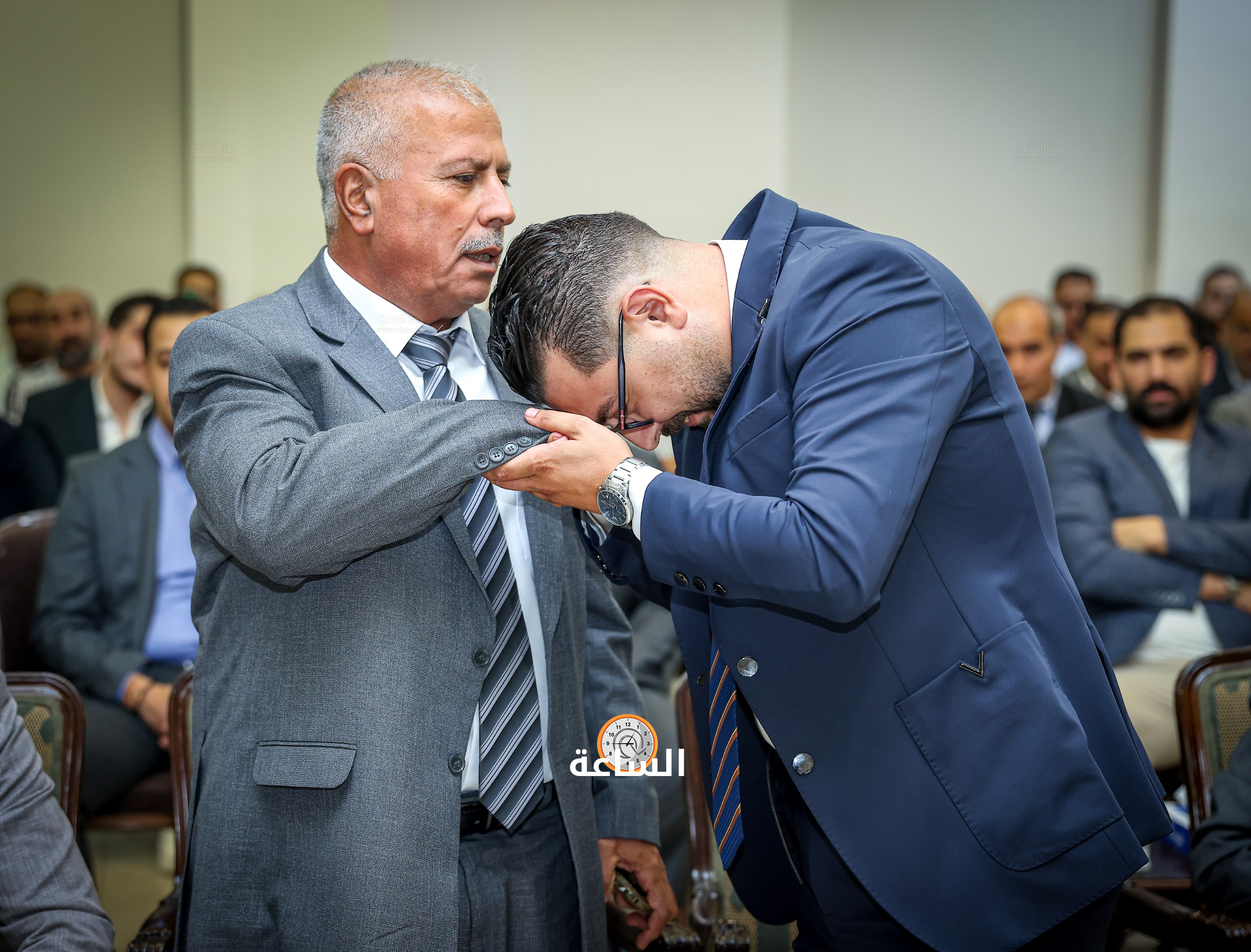 Madar Al-Saa Images 0.766352064561685