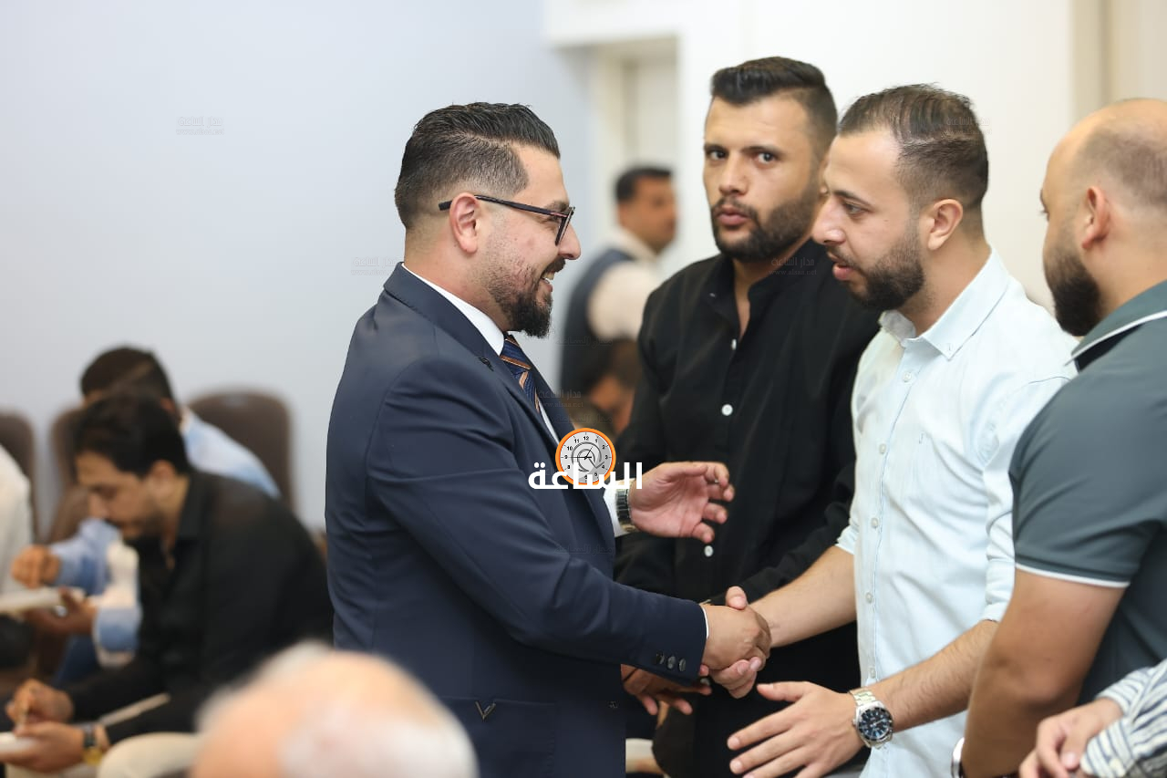 Madar Al-Saa Images 0.45779786384412935