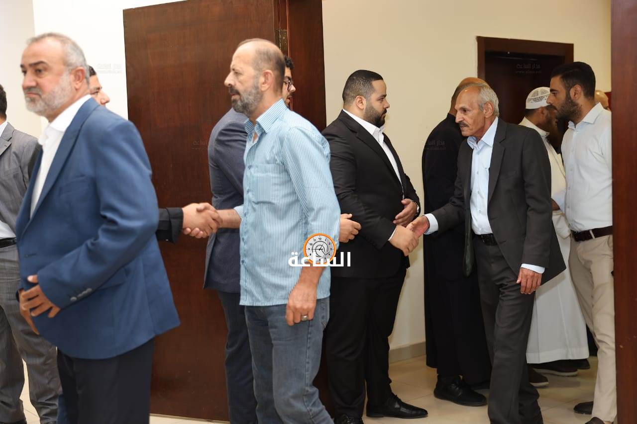 Madar Al-Saa Images 0.677329241473636