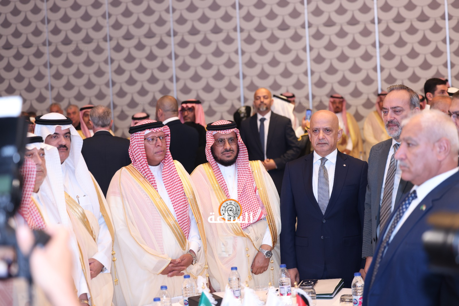 Madar Al-Saa Images 0.2594757406898772