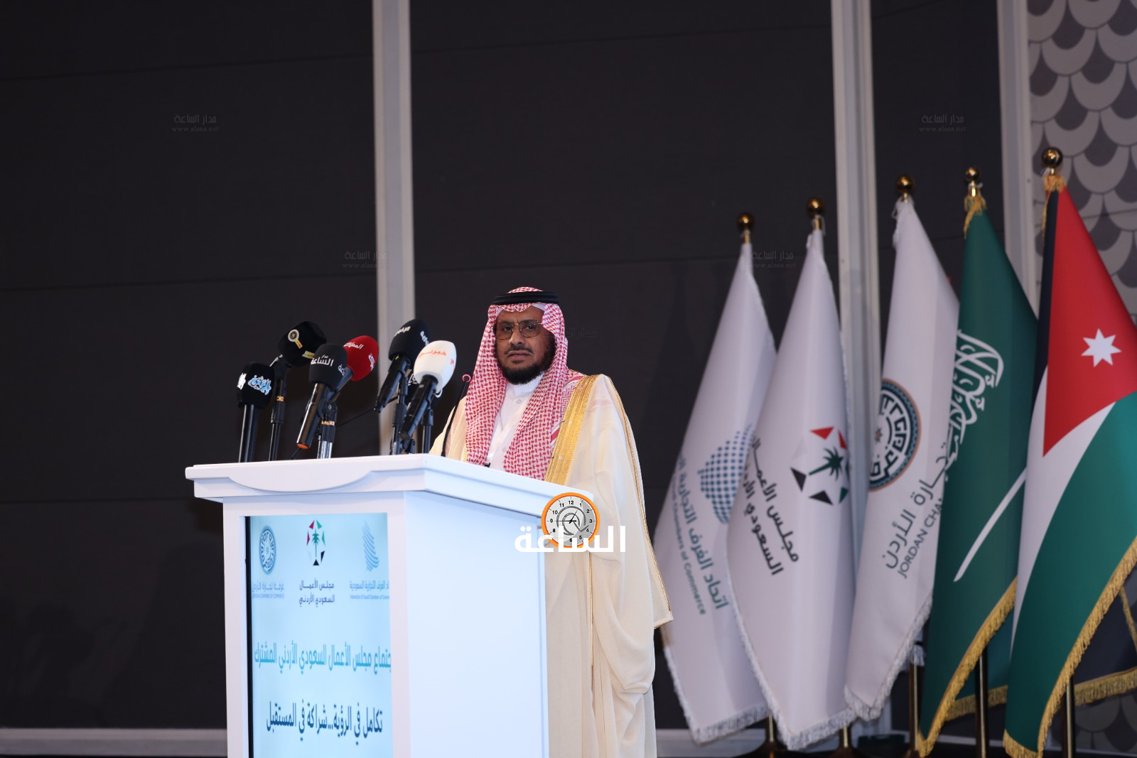Madar Al-Saa Images 0.18091228013214378