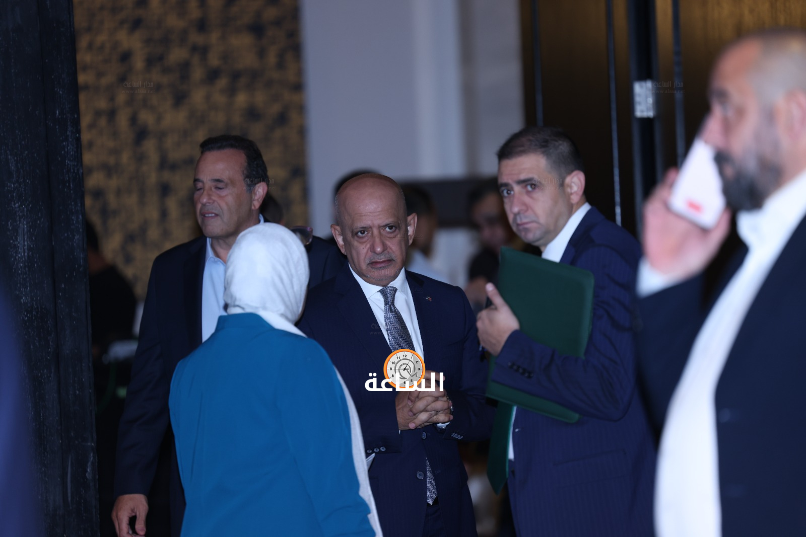 Madar Al-Saa Images 0.6868717359942107