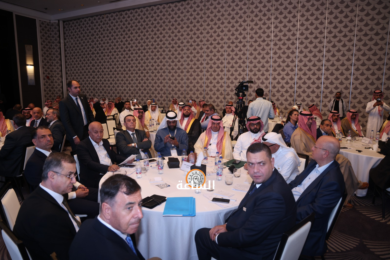 Madar Al-Saa Images 0.3132370764844652