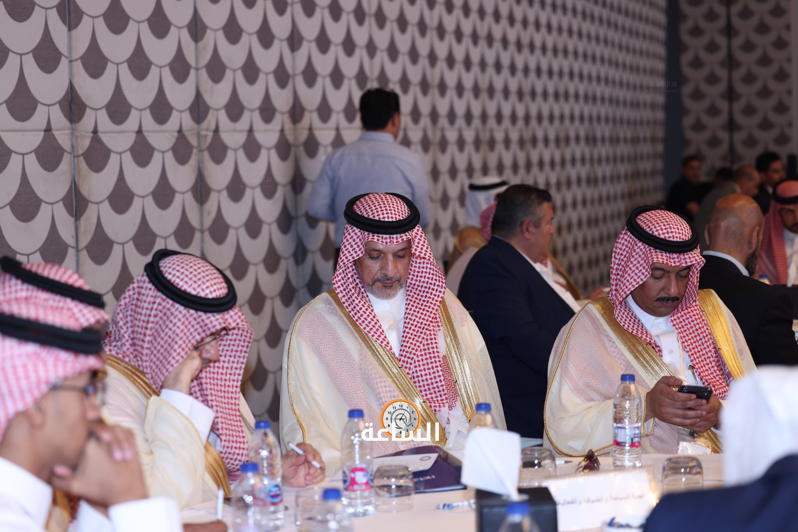 Madar Al-Saa Images 0.2654356610313505