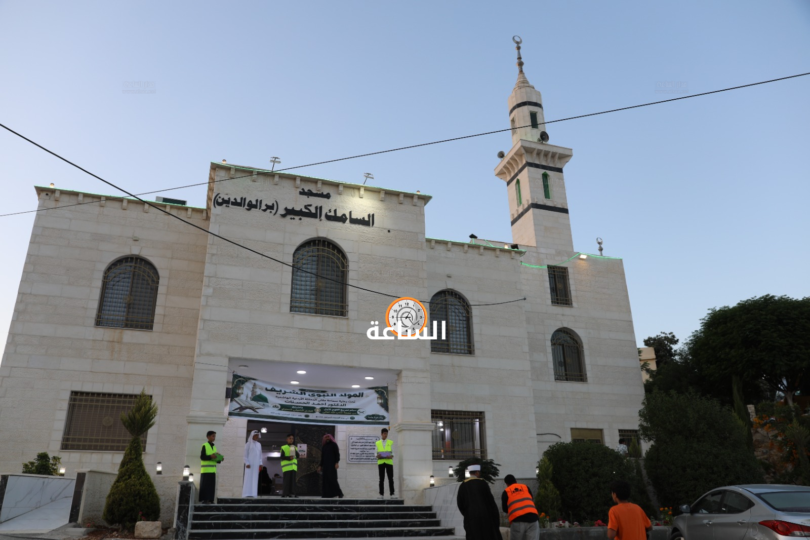 Madar Al-Saa Images 0.5411643257330507