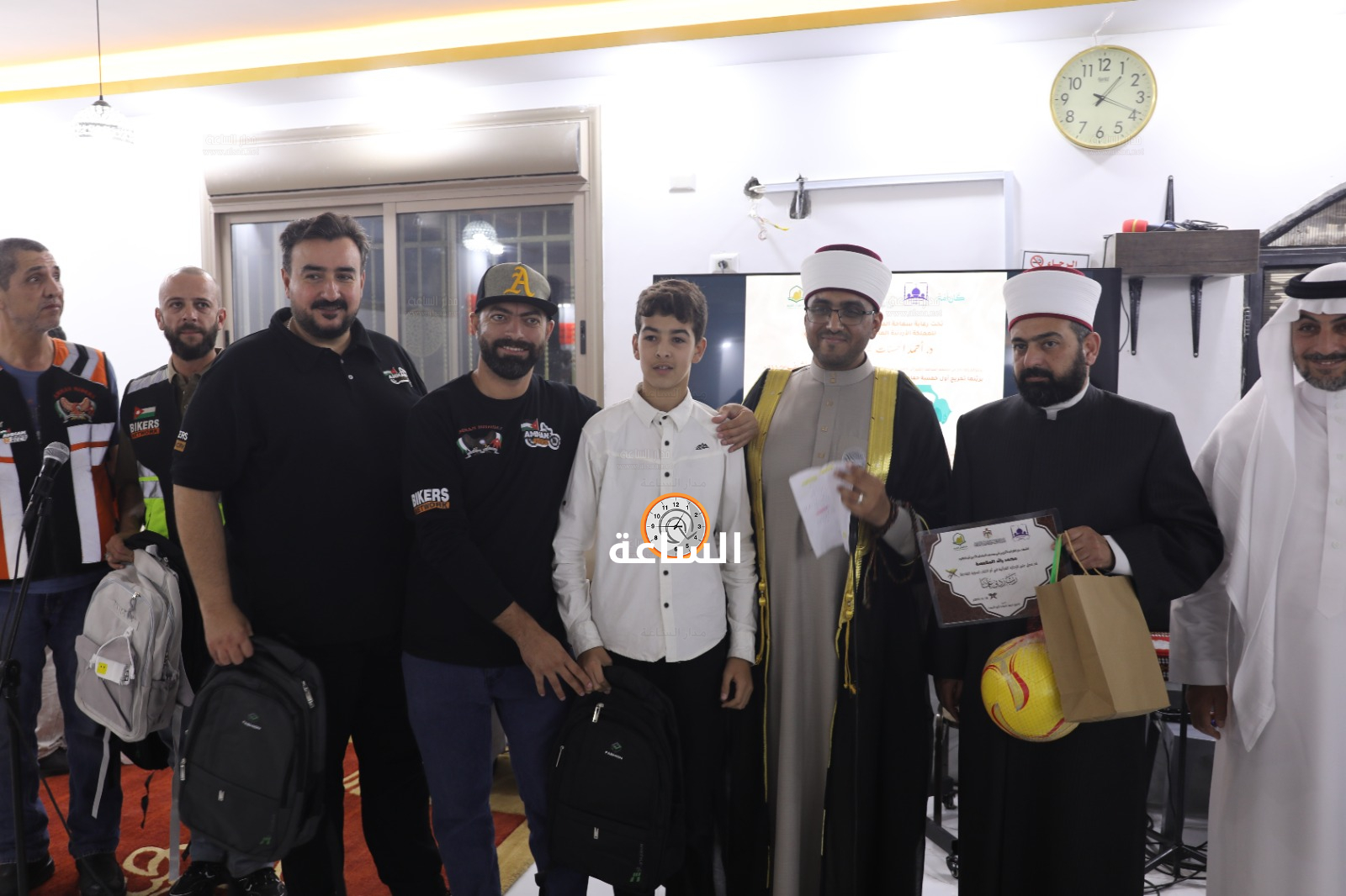 Madar Al-Saa Images 0.5765989605355871