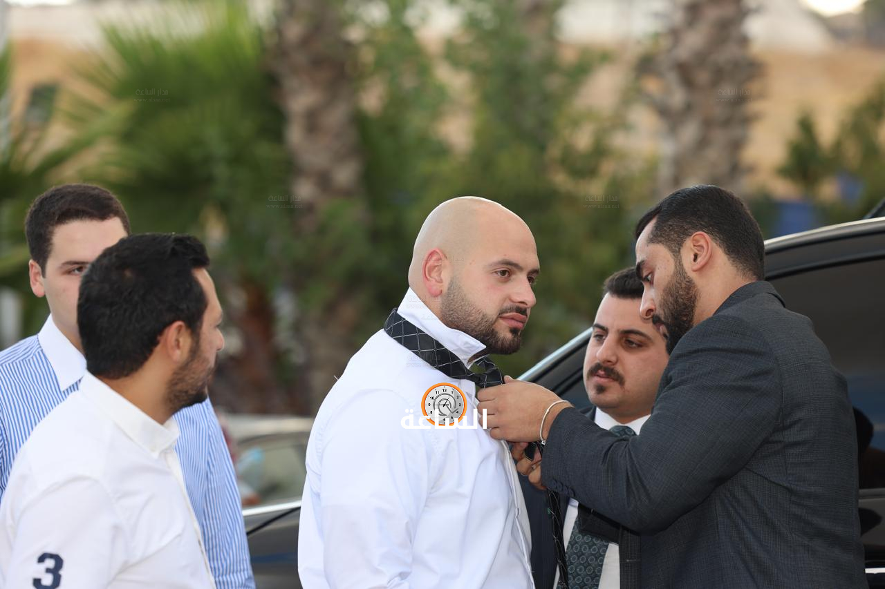 Madar Al-Saa Images 0.8696103348380905