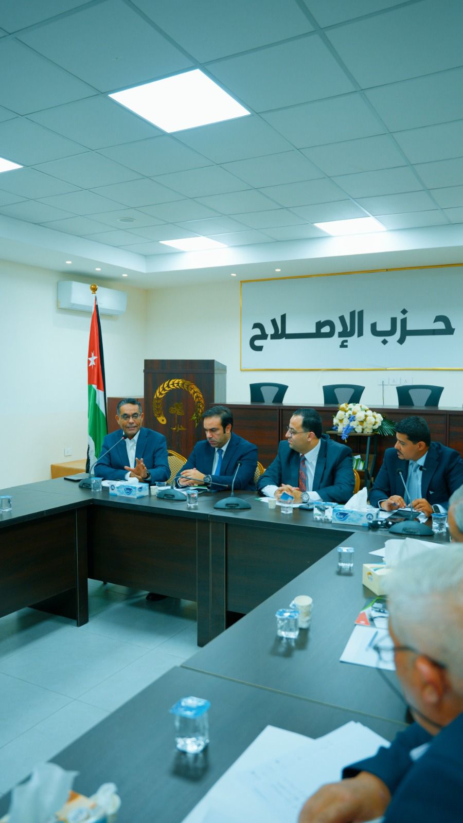 Madar Al-Saa Images 0.5010778444666533
