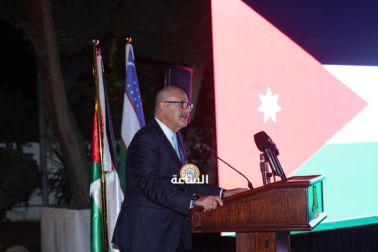 Madar Al-Saa Images 0.4429688900740397