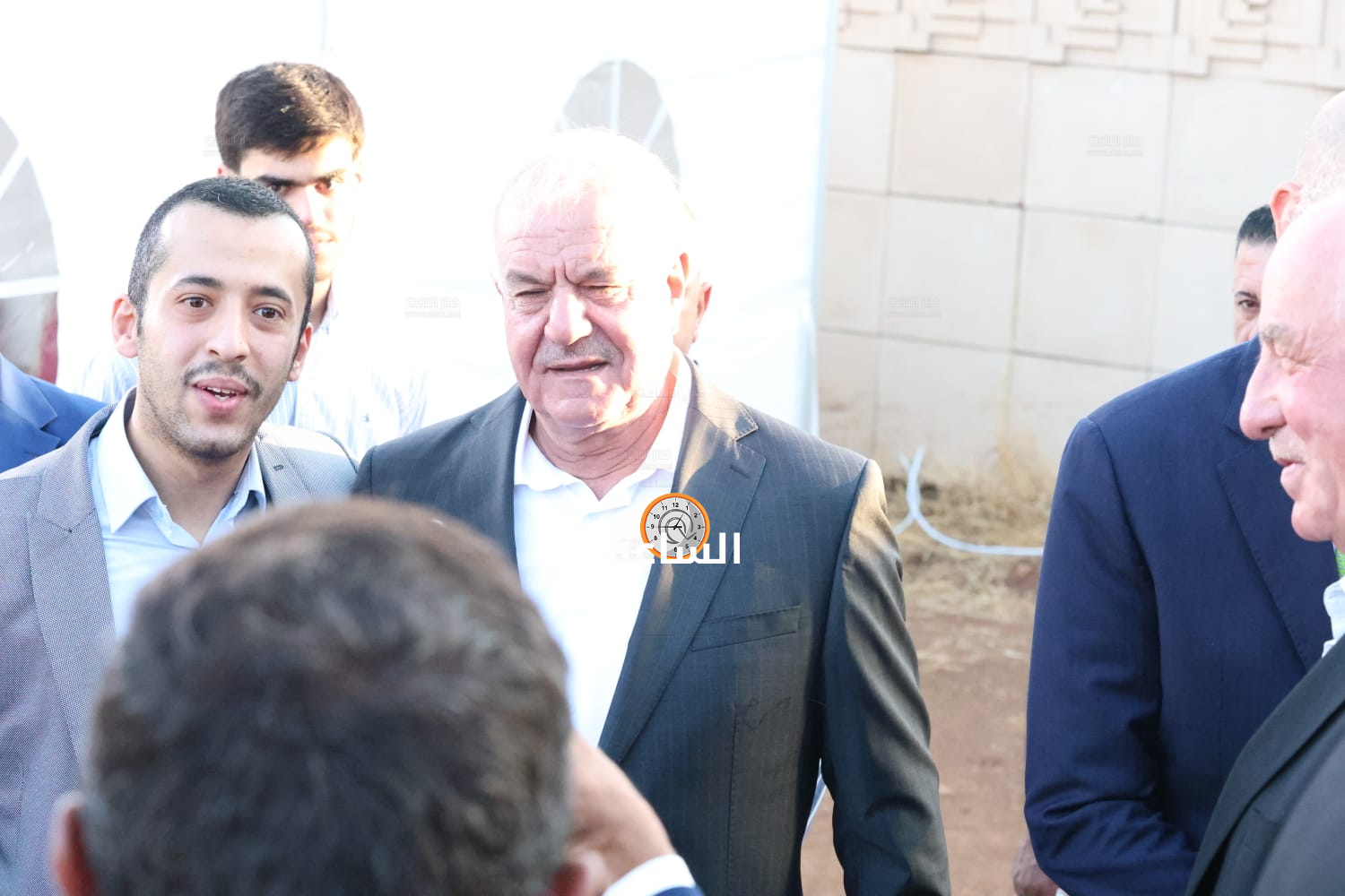 Madar Al-Saa Images 0.33530475557715045