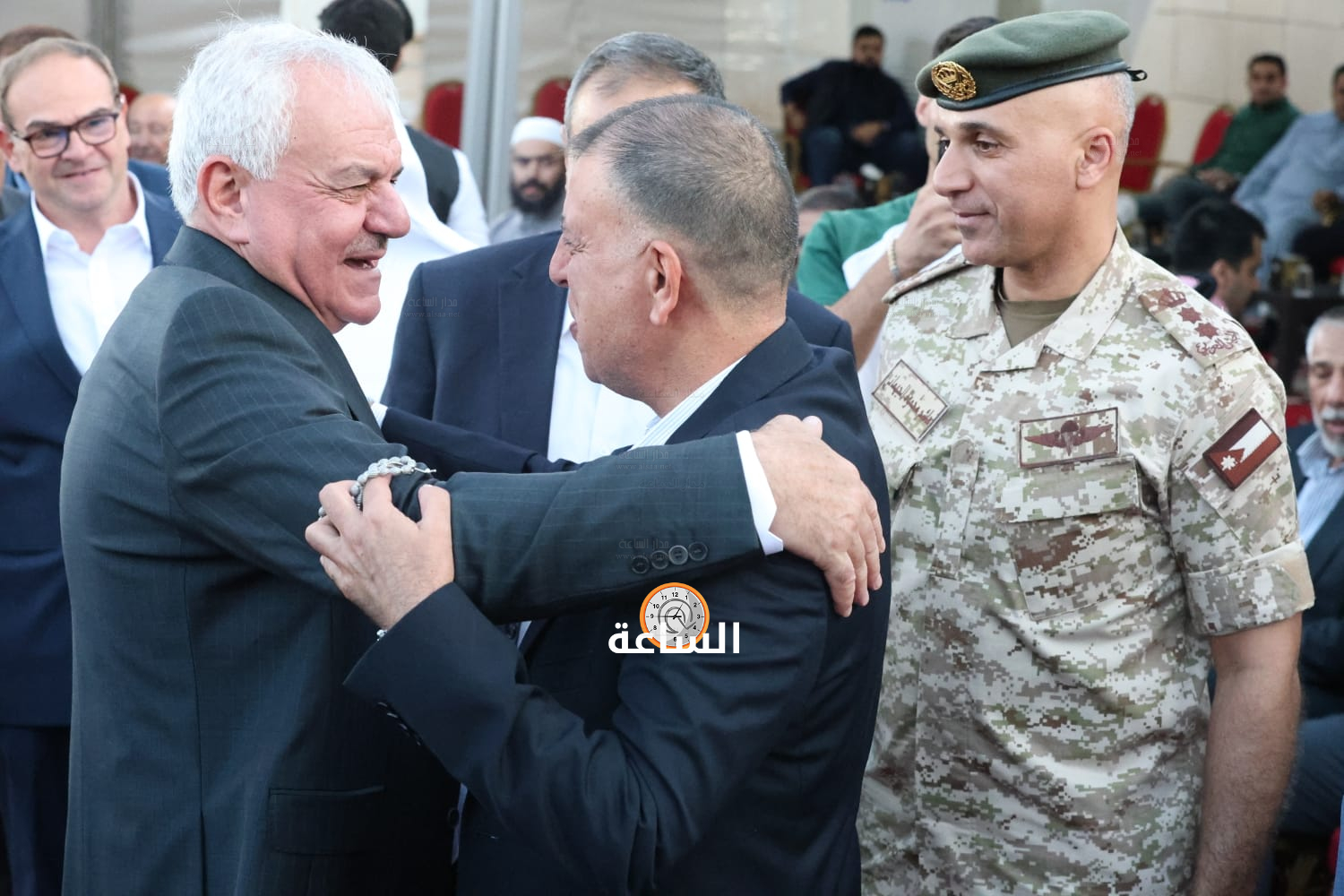 Madar Al-Saa Images 0.3850006049310969