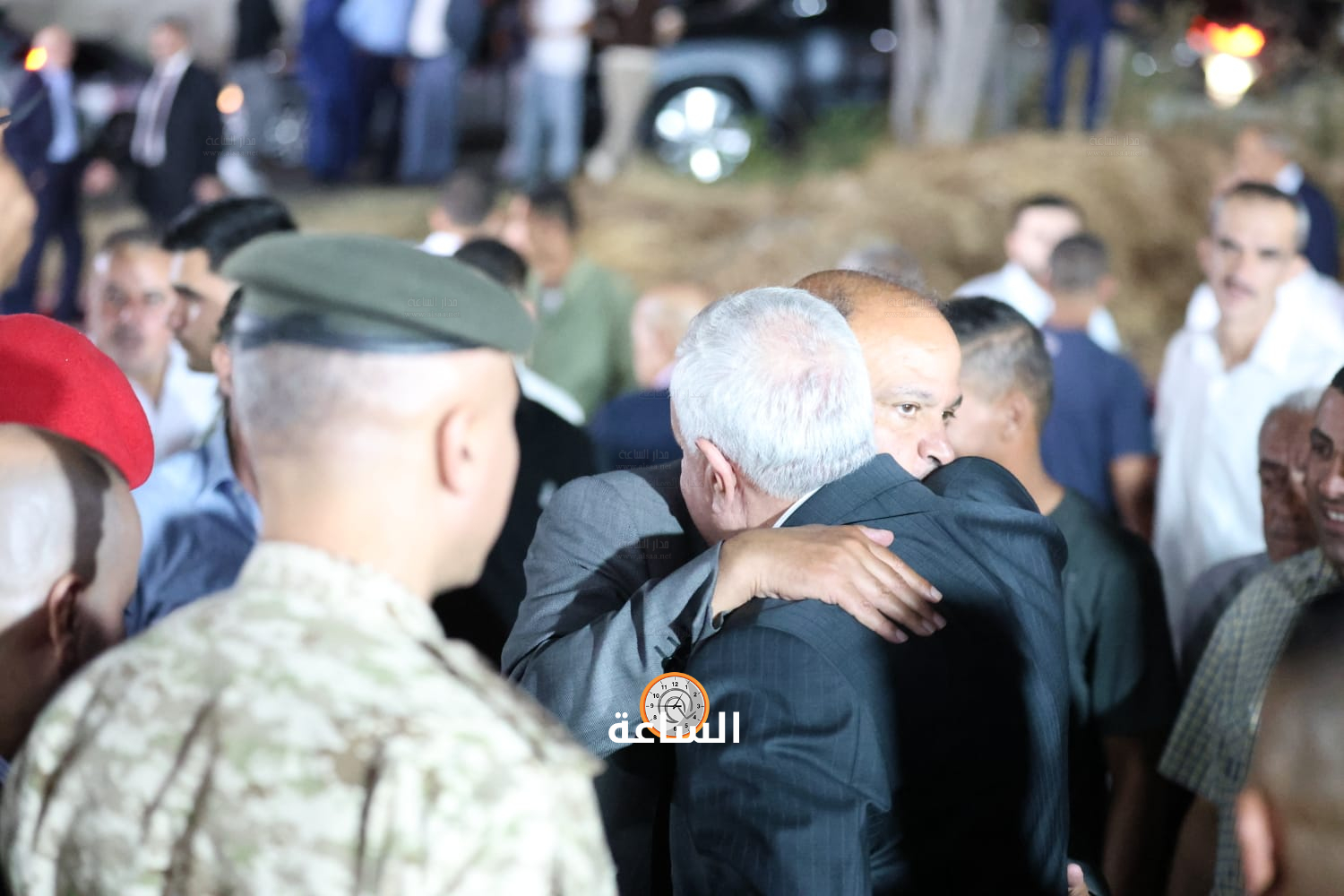 Madar Al-Saa Images 0.6222138370891698