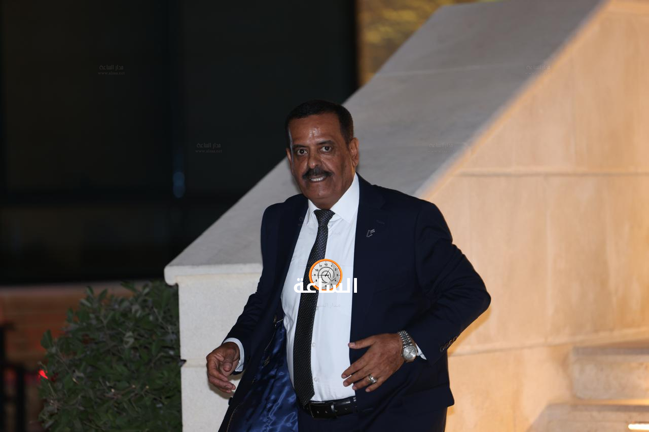 Madar Al-Saa Images 0.15526380216246438