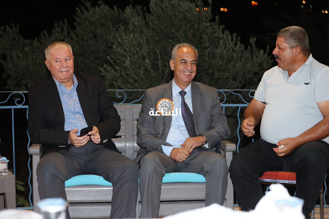 Madar Al-Saa Images 0.3382050798961992