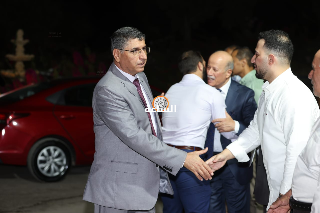 Madar Al-Saa Images 0.5891921595390749